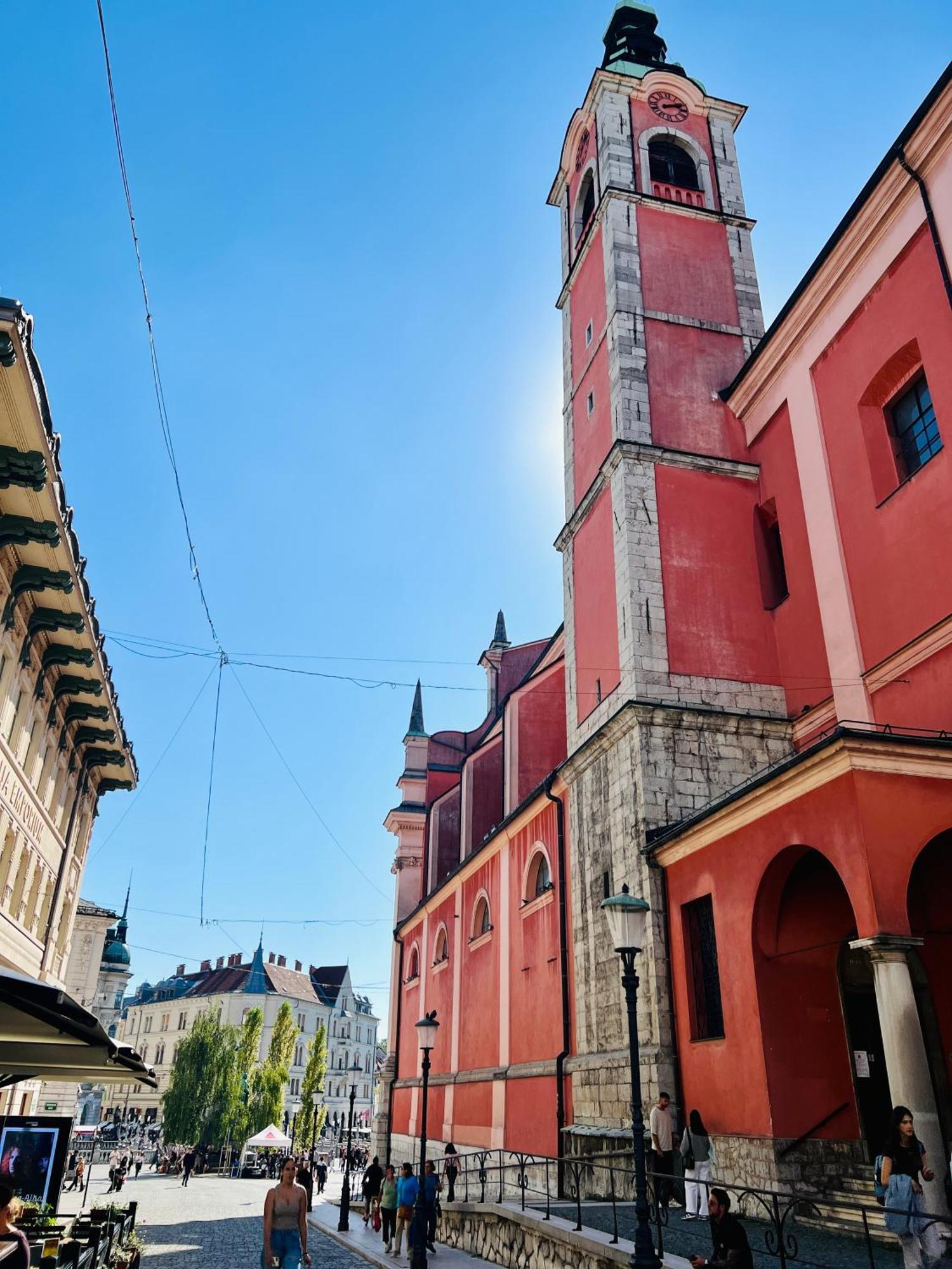 Galleria Apartment Ljubljana Ngoại thất bức ảnh